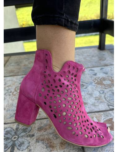 Botki skóra ażur fuksja Exquisite 1184