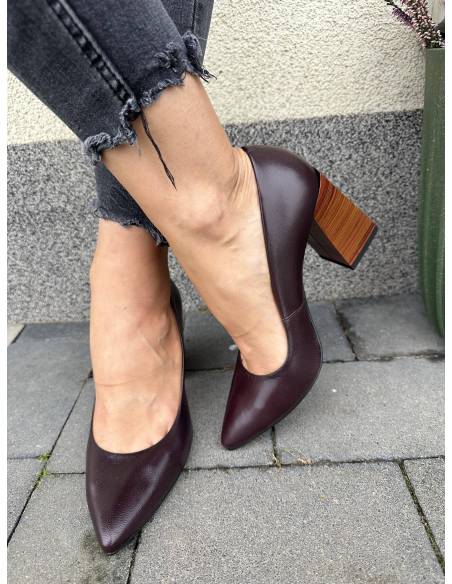 Czółenka szpic skóra lico ciemny fiolet obcas Laura Messi Jula Style 2359