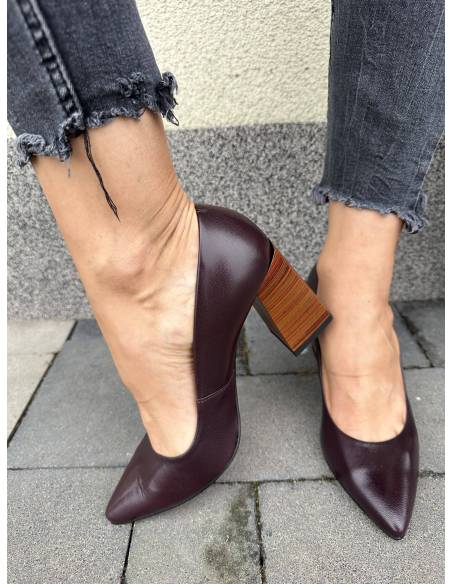 Czółenka szpic skóra lico ciemny fiolet obcas Laura Messi Jula Style 2359