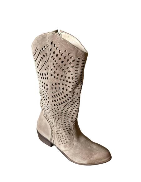 Ażurowe kozaki beżowe kowbojki skóra naturalna Exquisite 1229 Jula style