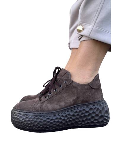 Sneakersy czekoladowe brąz platforma sznurowane...