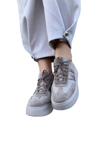 Sneakersy beżowe nude na platforma sznurowane...