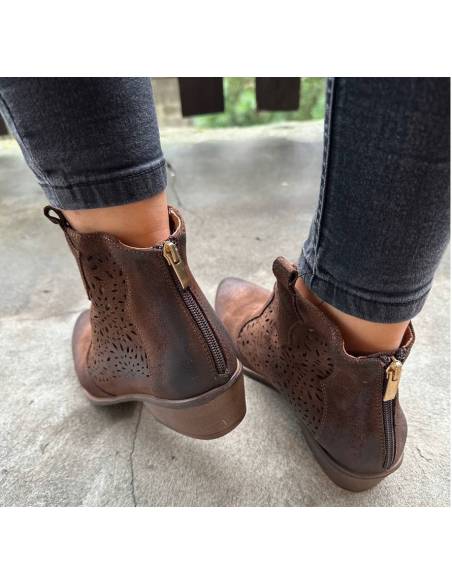 Botki brązowe skóra zamsz niski obcas ażurowe Exquisite 1130 Jula Style