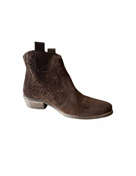 Botki brązowe skóra zamsz niski obcas ażurowe Exquisite 1130 Jula Style