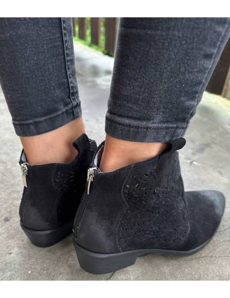 Botki czarne skóra zamsz niski obcas klocek ażur Exquisite 1130 Jula Style