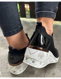 Sportowe półbuty Filippo czarne 3551/22 2