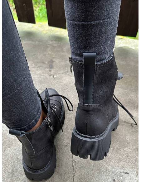 Czarne trapery ocieplane skóra naturalna nubuk wiązane zamek z 688