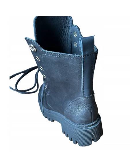 Czarne trapery ocieplane skóra naturalna nubuk wiązane zamek z 688