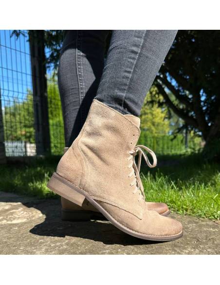 Trzewiki botki beżowe Exquisite skóra naturalna zamszowa 987