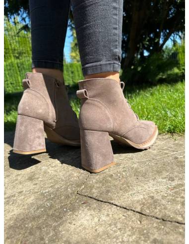 Botki damskie almond jasny brąz skóra obcas...