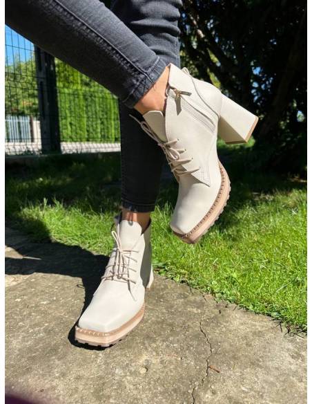 Botki damskie jasny beż ecru skóra obcas klocek Jula Style Exquisite 1395