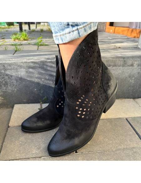 Botki kowbojki czarne skóra zamszowe obcas klocek ażurowe Exquiste 1426