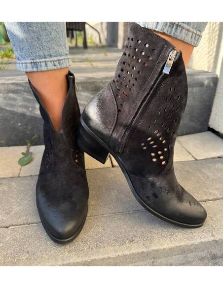 Botki kowbojki czarne skóra zamszowe obcas klocek ażurowe Exquiste 1426