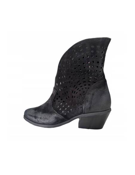 Botki kowbojki czarne skóra zamszowe obcas klocek ażurowe Exquiste 1426