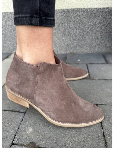 Botki beżowe brąz skóra naturalna ocieplane szpic migdał new DiPrimo 1138