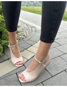 Beżowe czółenka bez palcy na szpilce z paskiem skóra lico... 2