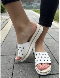 Białe klapki skórzane z dziurkami wygodna płaska podeszwa... 2