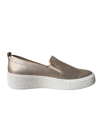 Złote trampki slip-on płaska biała podeszwa skóra naturalna LauraMessi 2814