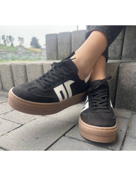 Czarne trampki oldschool skóra naturalna kauczukowa podeszwa Kampa N1095S2
