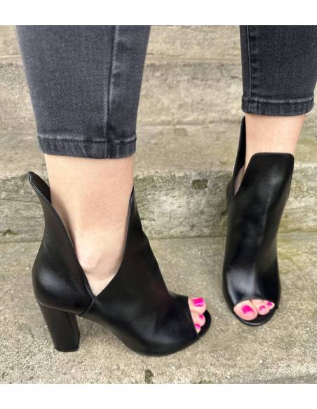 Botki bez palców wycięte czarne na słupku skóra eleganckie Di Primo 300 hit