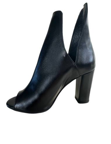 Botki bez palców wycięte czarne na słupku skóra...