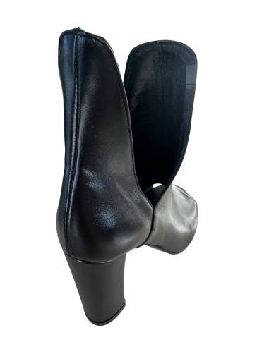 Botki bez palców wycięte czarne na słupku skóra...