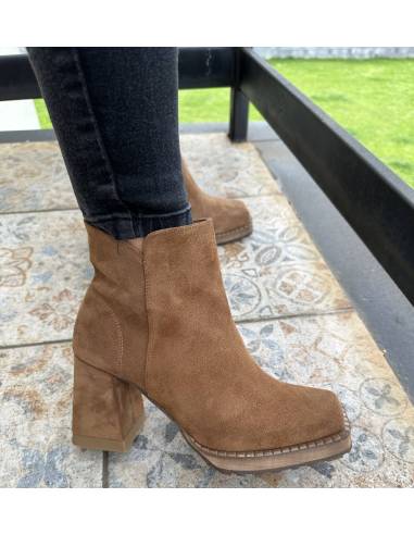 Botki rude koniak brąz skóra zamsz obcas klocek...