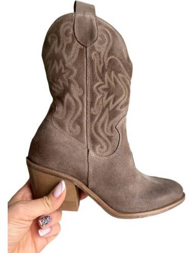 Kowbojki damskie brązowe kozaki wyszywane do...