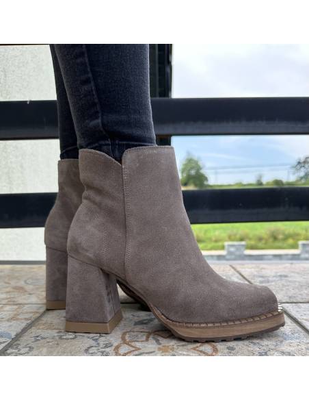 Botki ciemny beż almond skóra zamsz obcas klocek Jula style Exquisite 1476