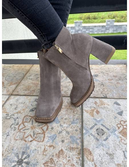 Botki ciemny beż almond skóra zamsz obcas klocek Jula style Exquisite 1476