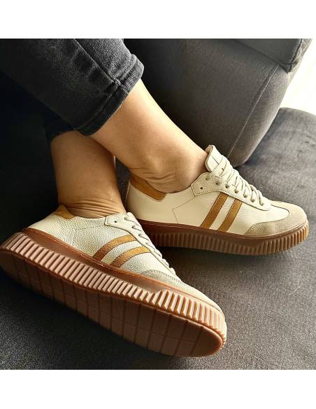 Adidasy beżowe żółte paski skóra nat kauczukowa podeszwa 1068S6 MUST HAVE