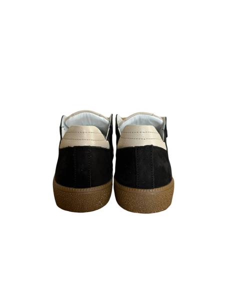 Adidasy czarne beżowe paski skórzane kauczukowa podeszwa 1068 MUST HAVE