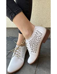 Półbuty białe ażurowe skóra naturalna wiązane płaska... 2