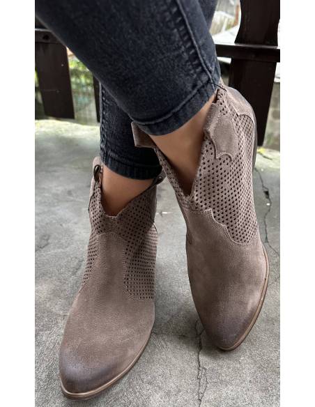 Botki ciemny beż skóra ażur Exquisite 1166