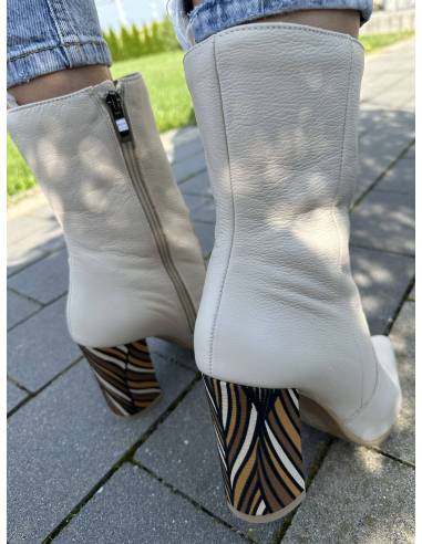 Botki skóra beż krem ecru lico groszek Di Primo...