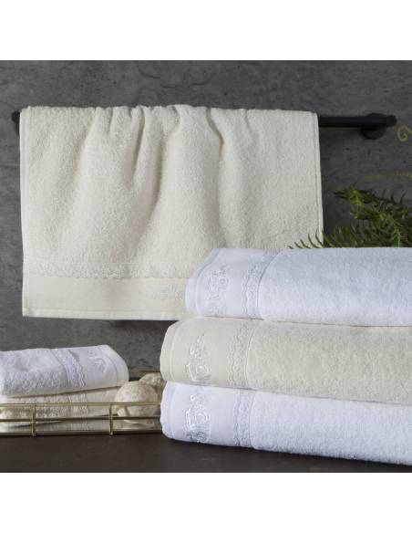 Ręcznik kąpielowy beżowy miękki chłonny bawełniany Eurofirany Sisi