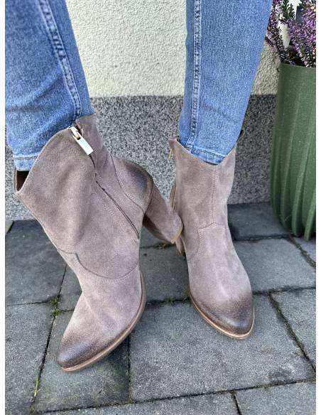 Botki beż almond nowość skóra zamsz Exquisite 1412  obcas słupek