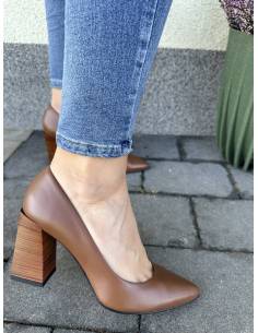 Czółenka obcas klocek skóra lico karmelowe brąz Laura... 2